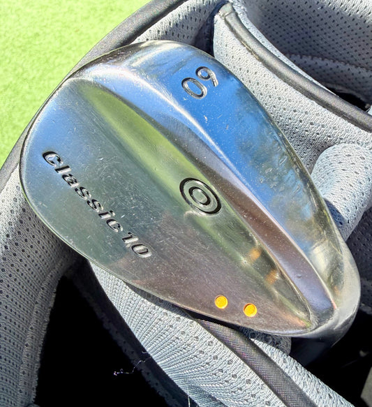 Classic 10 Wedge / 60 Degree / Right Hand